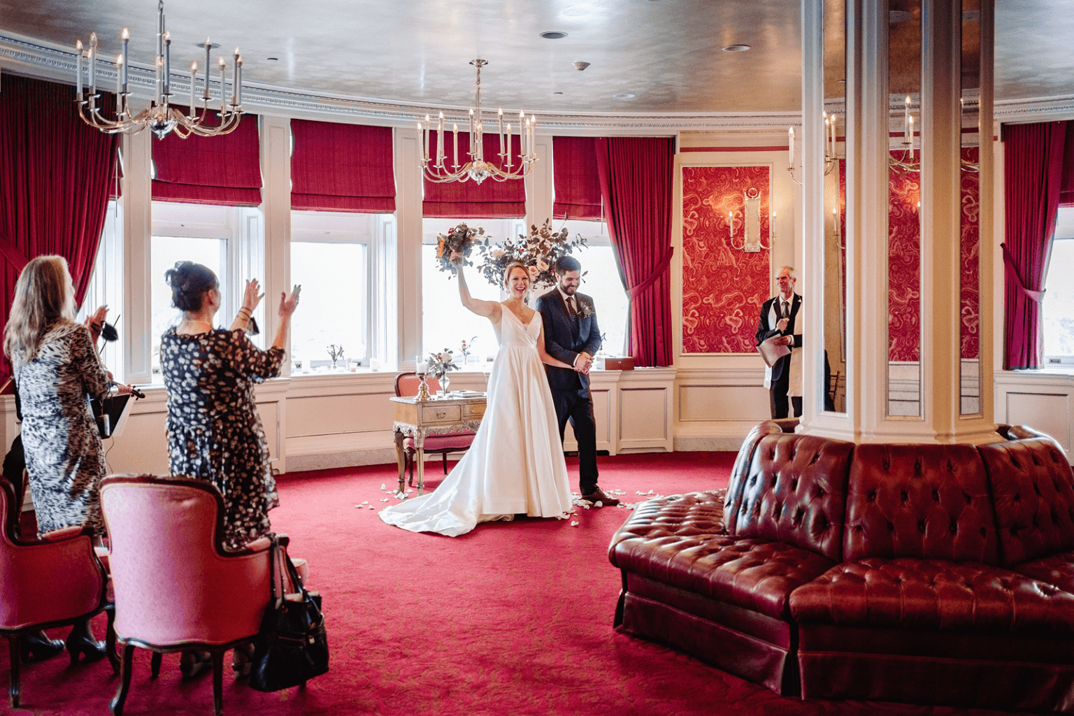 Quebec elopement photographer rose room of Chateau Frontenac ceremony