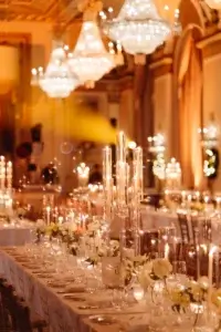 Ballroom wedding decor in the Faimont Chateau Frontenac